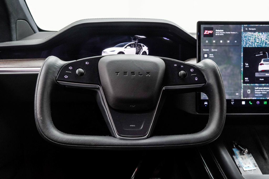 Used 2023 Tesla Model X AWD/4WD image 24