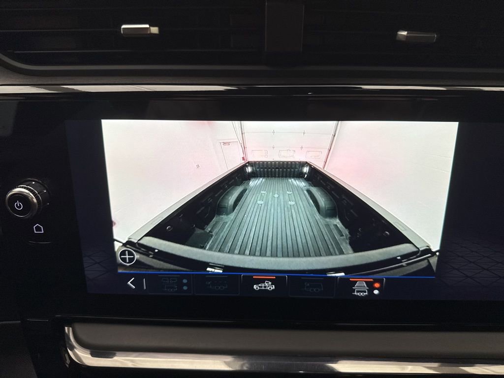 Used 2024 GMC Sierra 2500 AT4X image 39