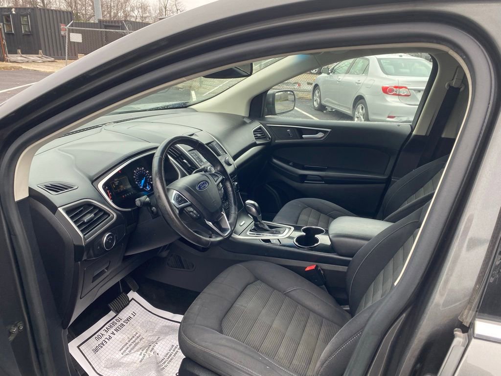 Used 2015 Ford Edge SEL image 17