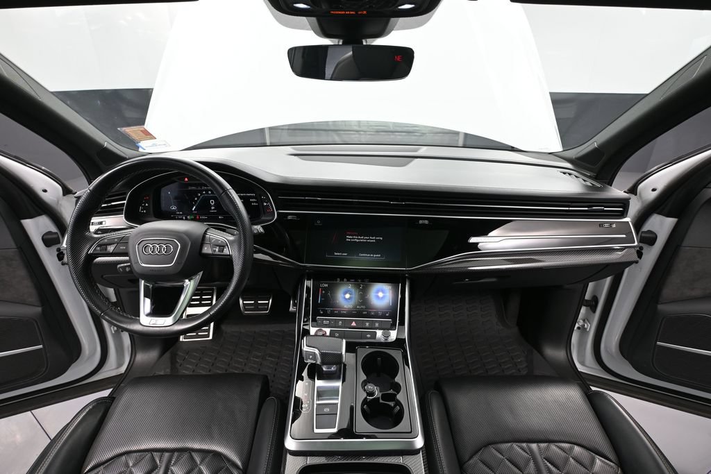 Used 2021 Audi SQ7 Premium Plus w/ Executive Package AWD/4WD image 23