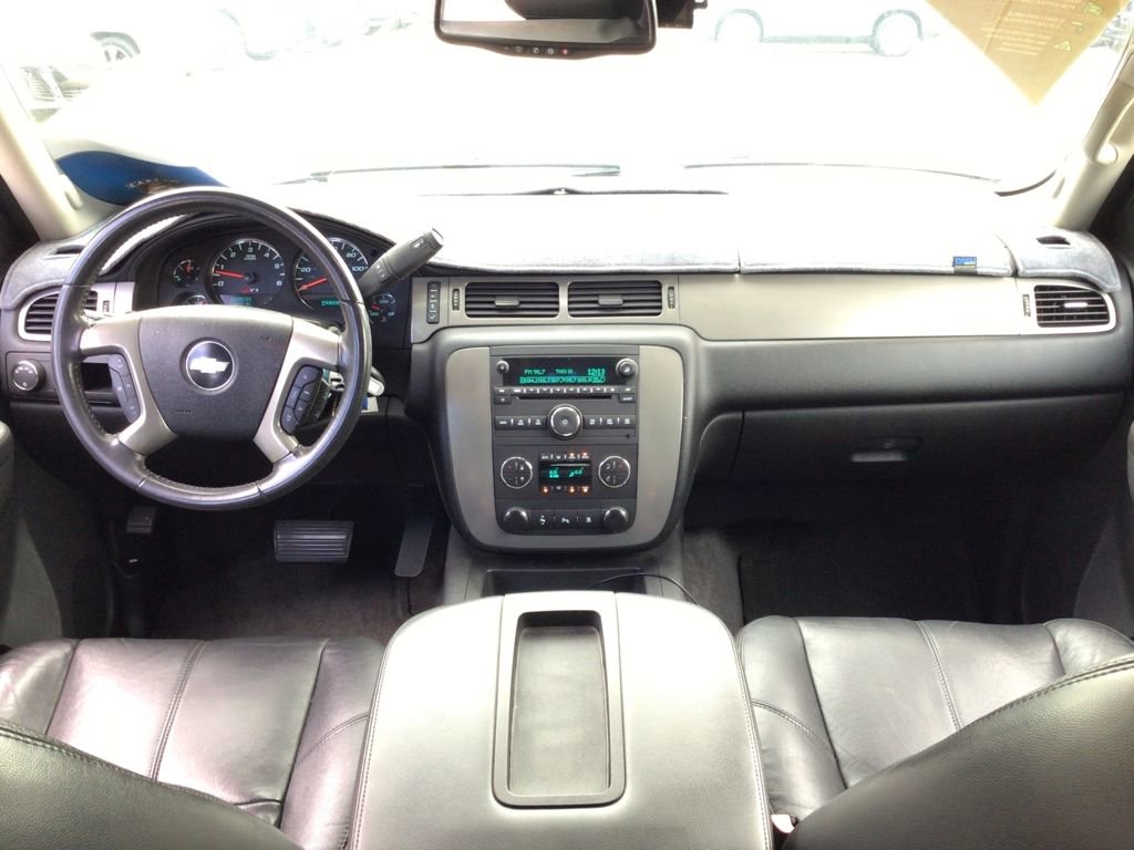 Used 2010 Chevrolet Tahoe LT w/ Suspension Package, Off-Road image 8