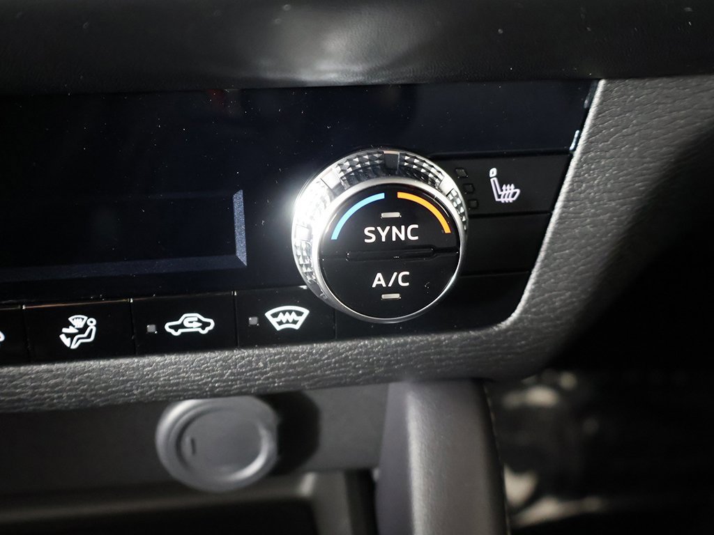 New 2026 Mitsubishi Outlander ES image 50