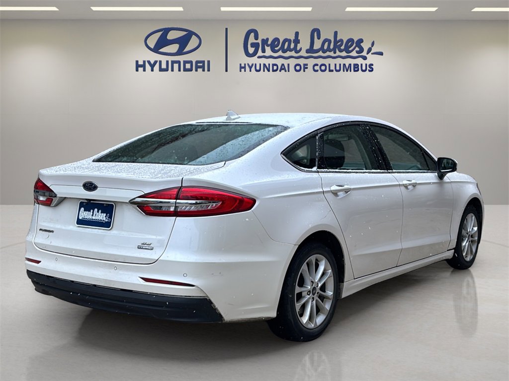 Used 2020 Ford Fusion SE image 5