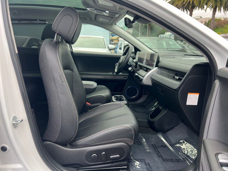 Used 2024 Hyundai Ioniq 5 Limited image 40