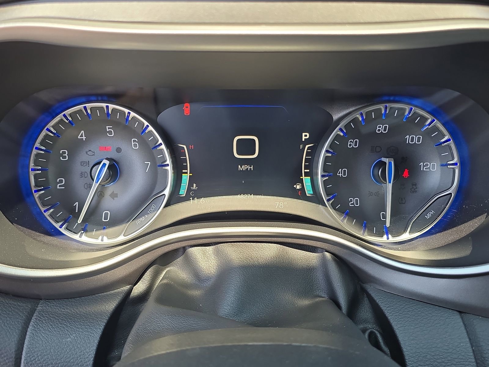 Used 2023 Chrysler Pacifica Touring-L image 27