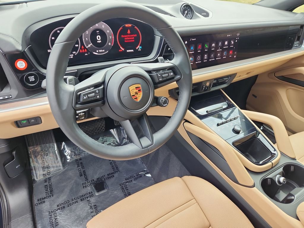 Used 2024 Porsche Cayenne Coupe image 15