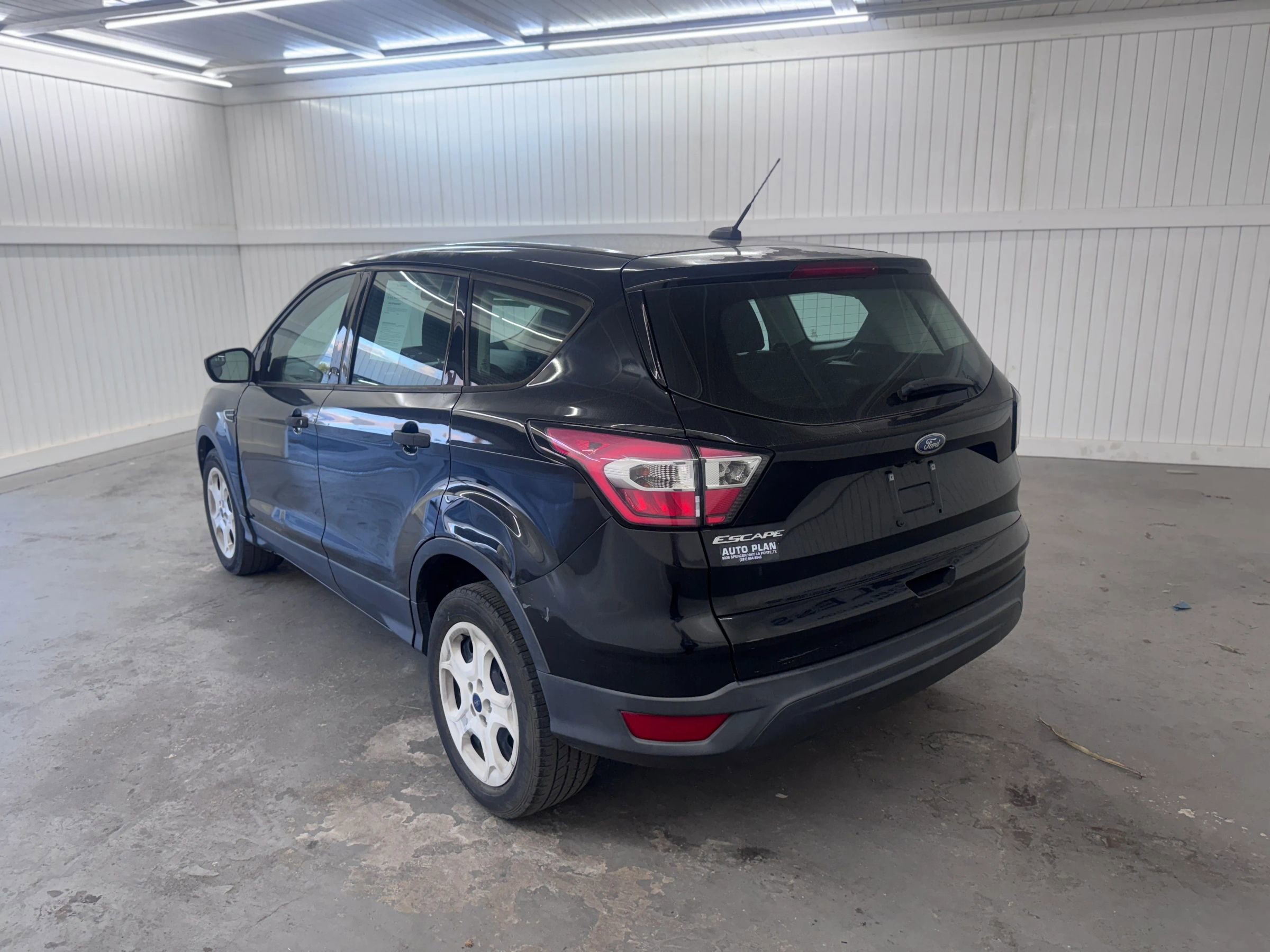 Used 2017 Ford Escape S FWD image 7