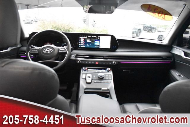 Used 2024 Hyundai Palisade Limited image 3