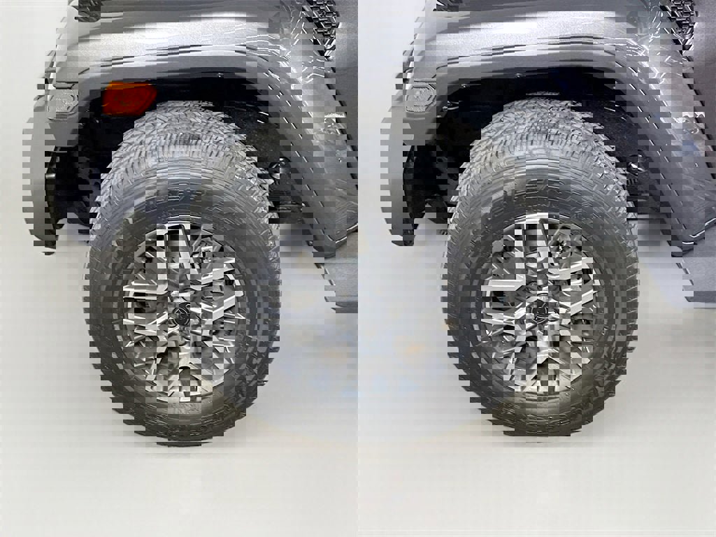 Used 2025 Jeep Wrangler Sahara w/ Safety Group image 22