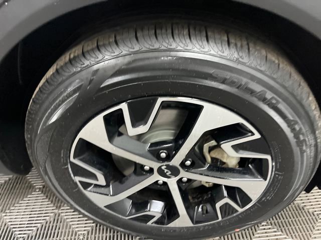 Certified 2023 Kia Sportage EX FWD image 34