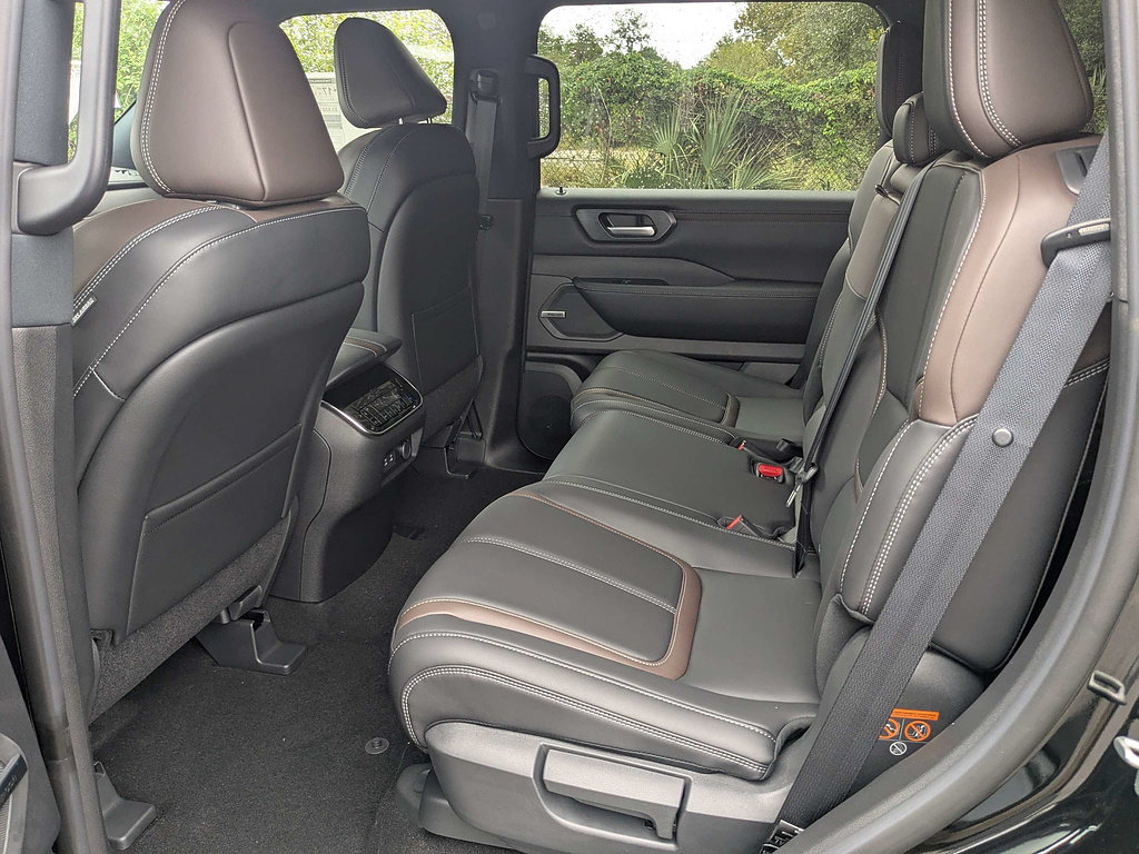 New 2026 Nissan Armada SL AWD/4WD image 16