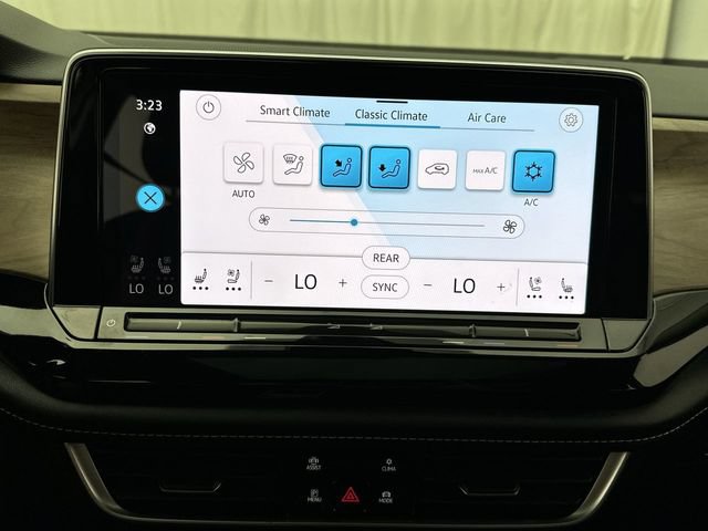 Used 2024 Volkswagen Atlas SE AWD/4WD image 18