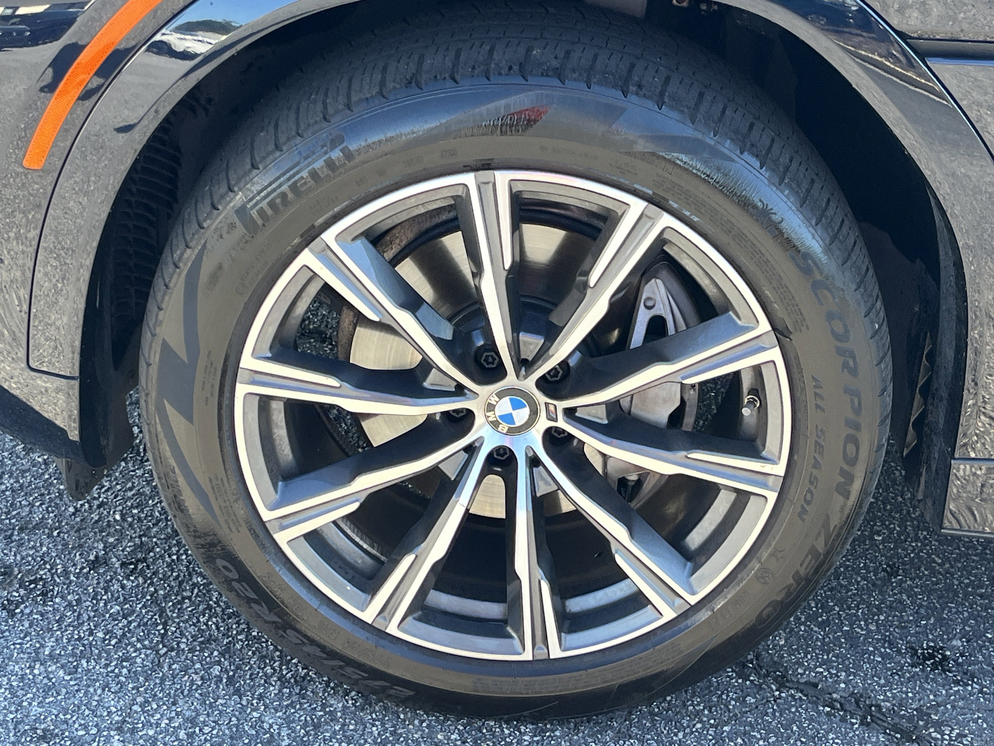 Used 2024 BMW X6 xDrive40i image 33