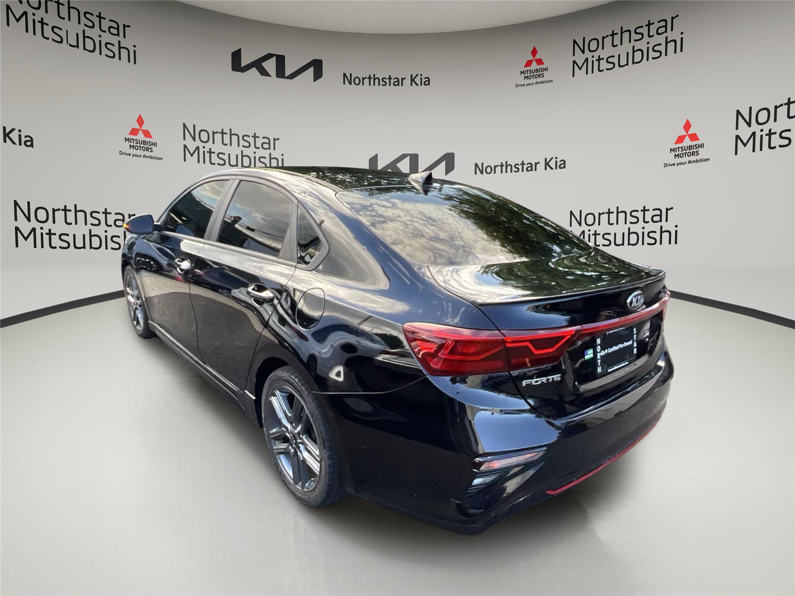 Used 2021 Kia Forte GT-Line FWD image 2