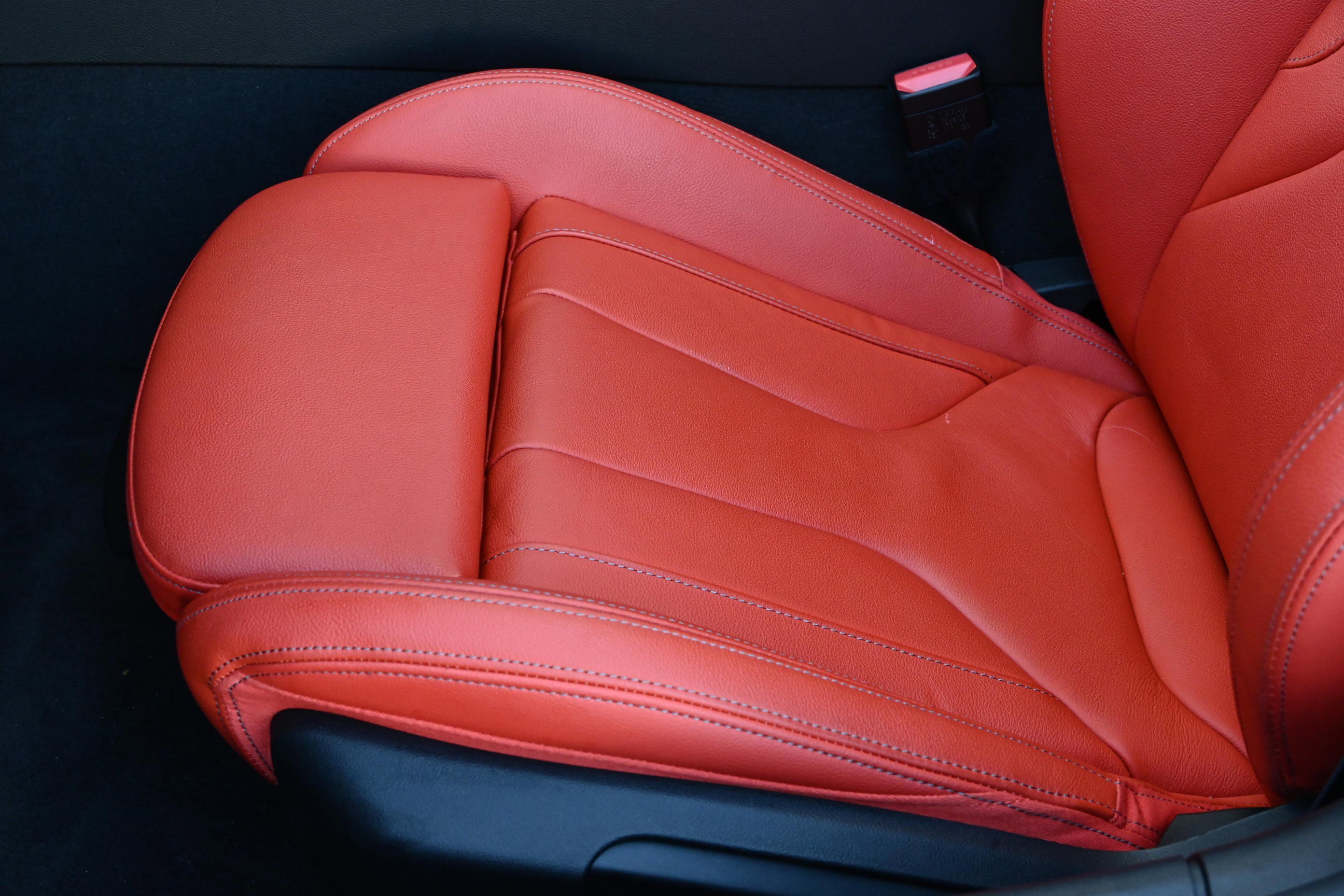 Certified 2025 BMW Z4 M40i w/ Premium Package image 29