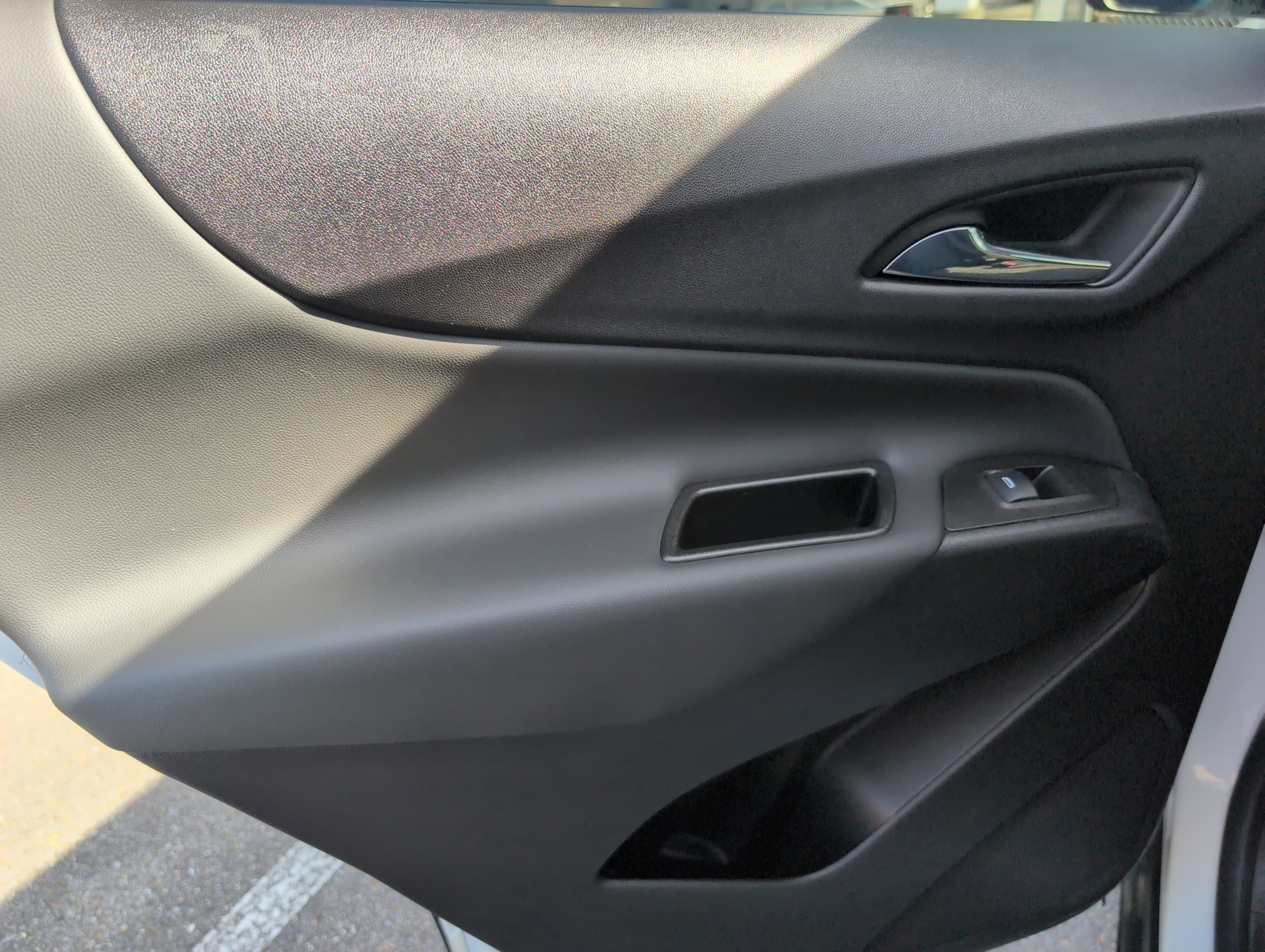 Certified 2024 Chevrolet Equinox LT FWD image 32