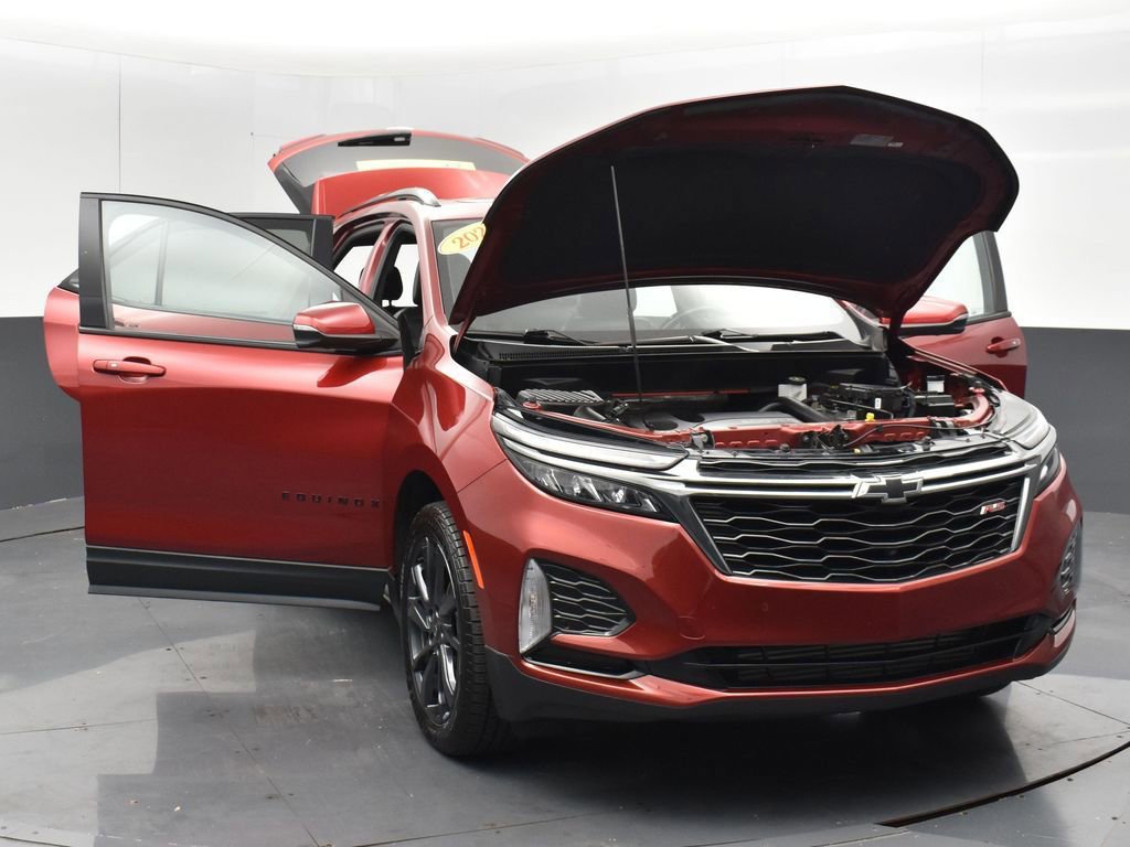 Used 2022 Chevrolet Equinox RS w/ RS Leather Package image 31