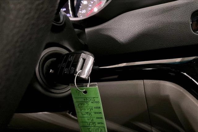 Used 2019 Kia Sedona LX FWD image 34