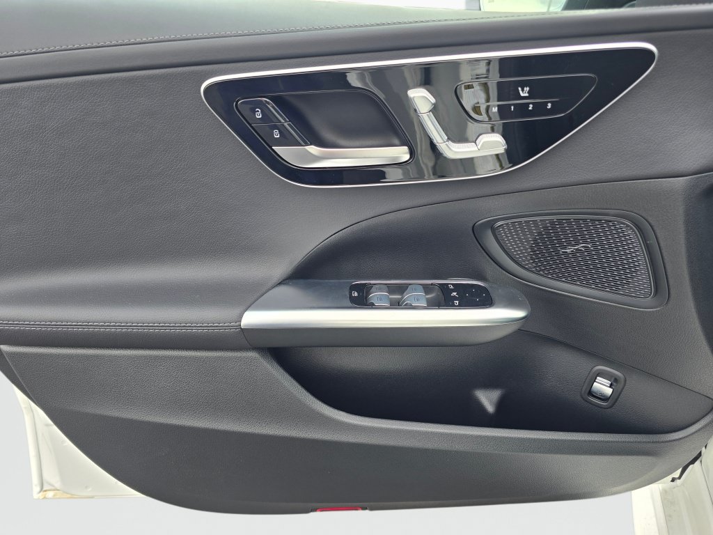 New 2026 Mercedes-Benz C 300 4MATIC Sedan image 31