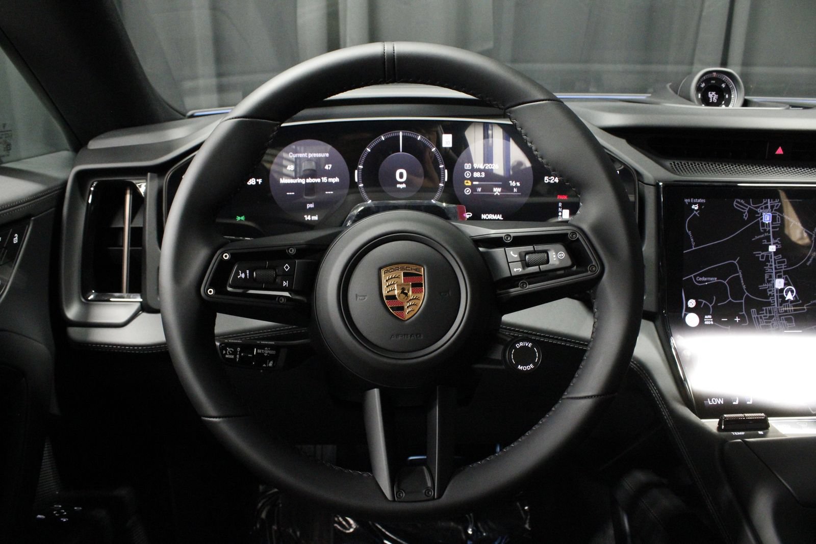 New 2026 Porsche Cayenne Electric Coupe AWD/4WD image 22