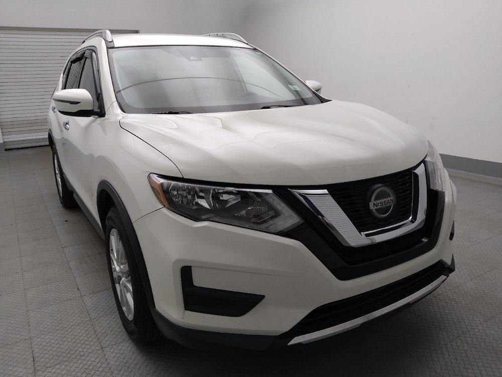 Used 2020 Nissan Rogue SV FWD image 14