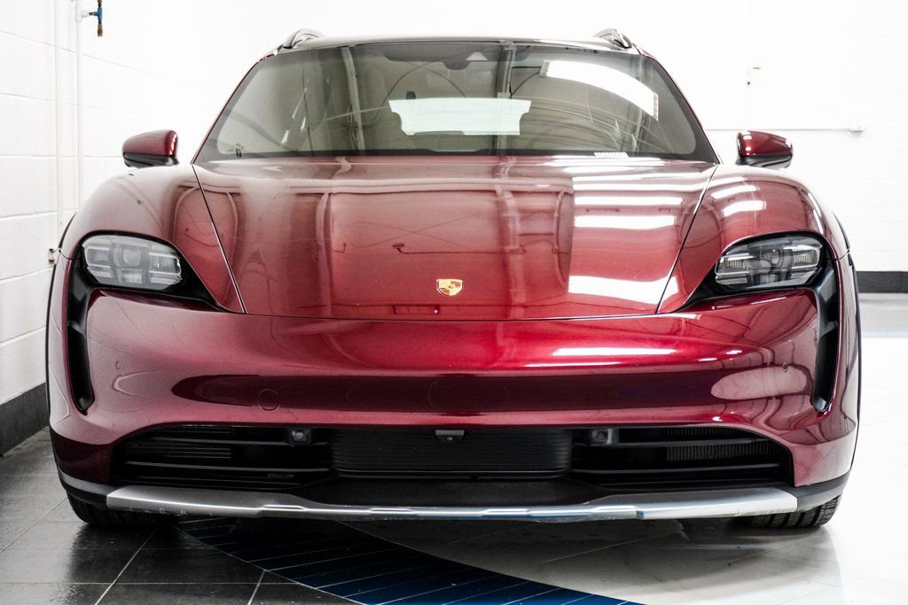 Used 2022 Porsche Taycan 4 Cross Turismo image 12