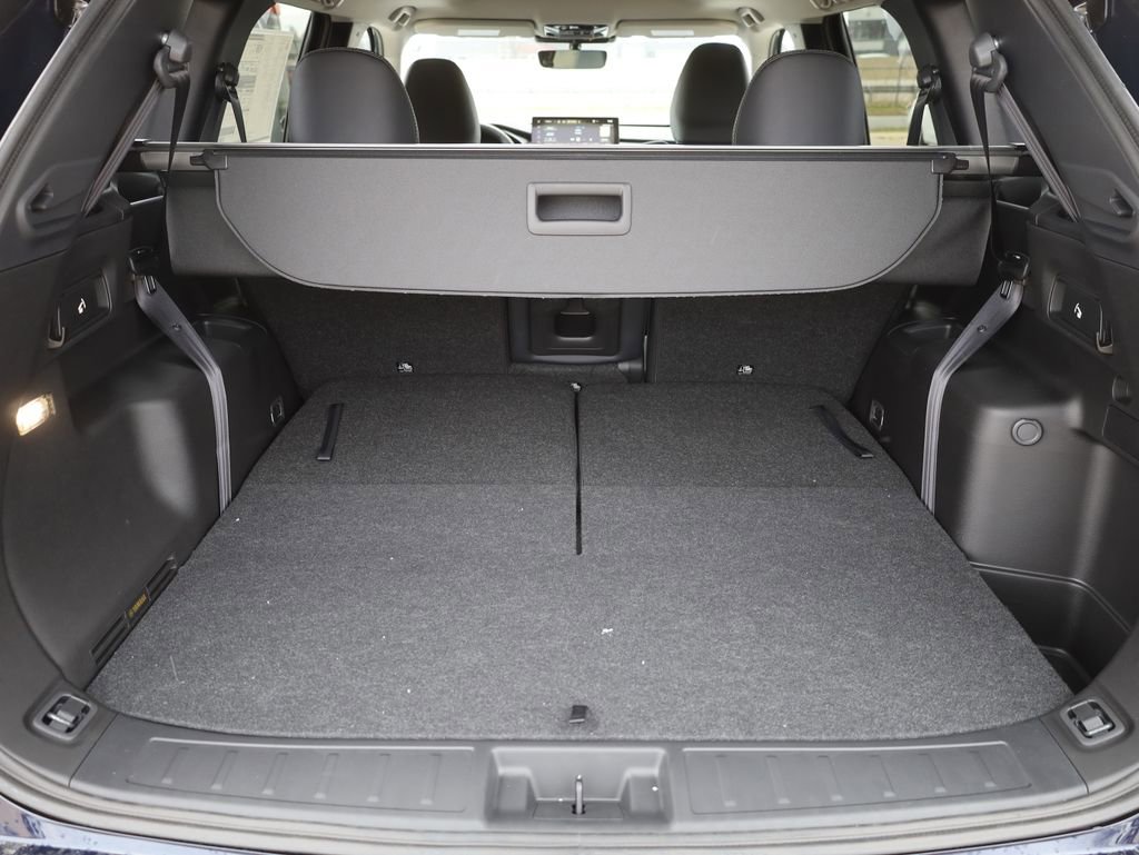 New 2025 Mitsubishi Outlander SE image 24