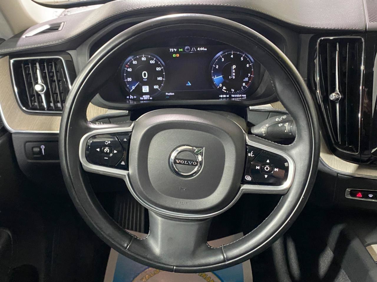 Used 2021 Volvo XC60 T5 Inscription AWD/4WD image 11
