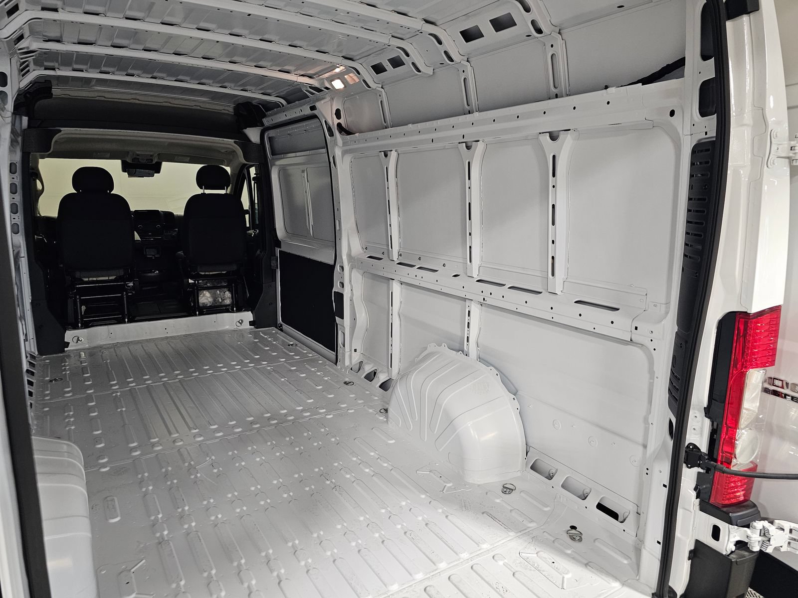 New 2026 RAM ProMaster 3500 FWD image 22
