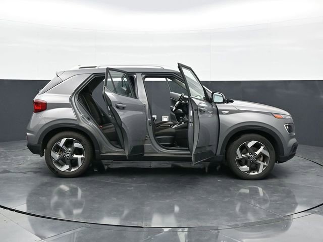 Used 2020 Hyundai Venue SEL w/ Convenience + Premium Package FWD image 42