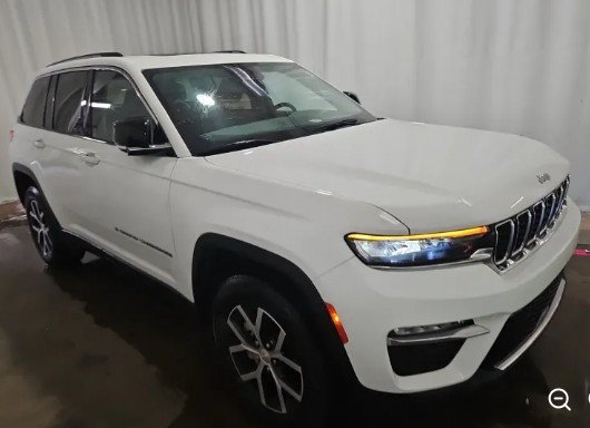 Used 2023 Jeep Grand Cherokee Limited AWD/4WD image 4