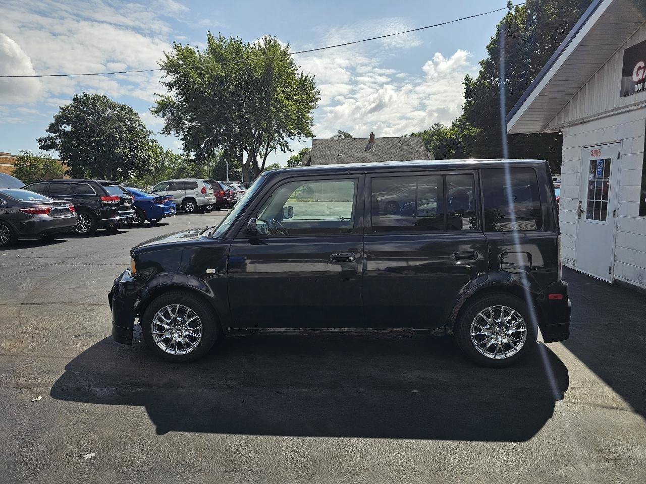 Used 2006 Scion xB FWD image 6