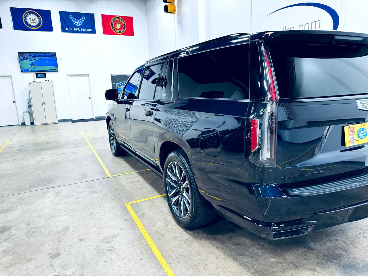 Used 2024 Cadillac Escalade ESV Sport Platinum image 22