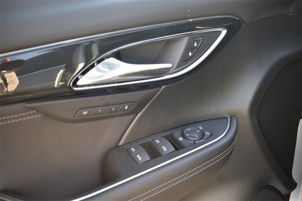 New 2025 Buick Envision Preferred image 14