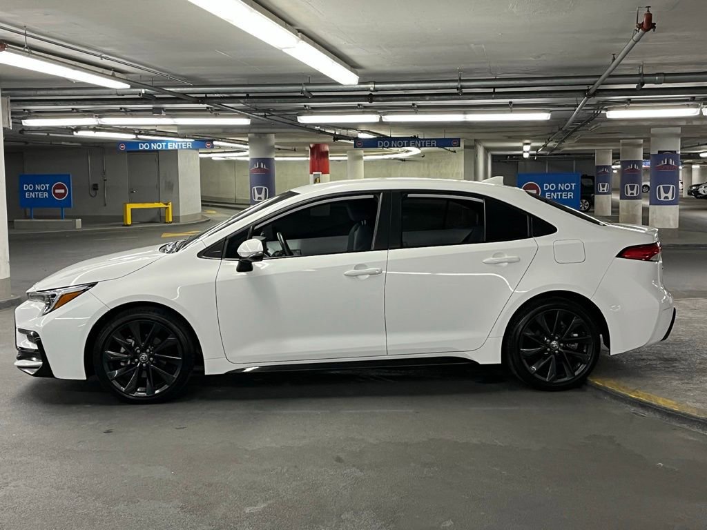 Used 2023 Toyota Corolla SE image 31
