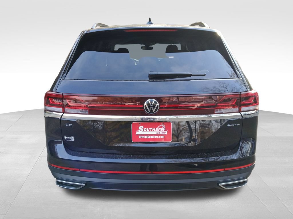 Used 2026 Volkswagen Atlas SE AWD/4WD image 4