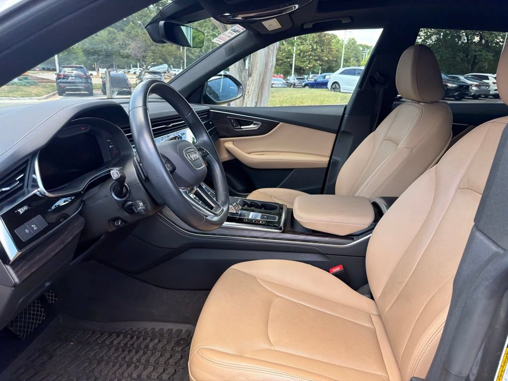 Used 2023 Audi Q8 Premium Plus w/ Premium Plus Package AWD/4WD image 13