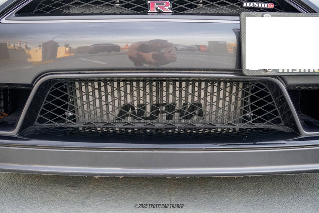 Used 2014 Nissan GT-R Premium w/ Premium Interior Package image 63