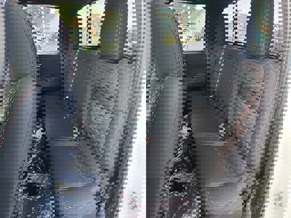 New 2025 Nissan Frontier PRO-4X image 7