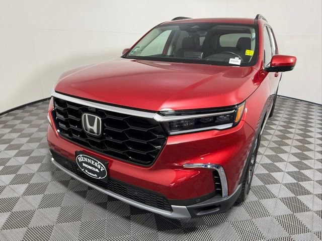 Used 2024 Honda Pilot Elite image 2