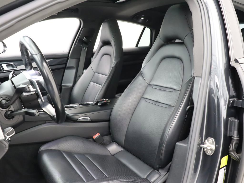 Used 2018 Porsche Panamera 4S AWD/4WD image 16
