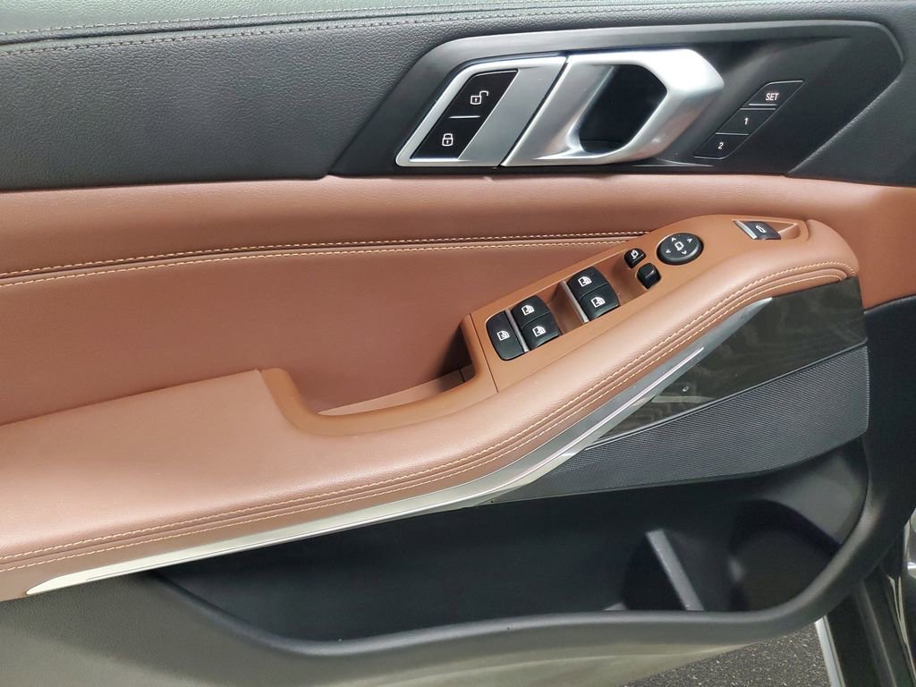 Certified 2023 BMW X5 sDrive40i w/ Executive Package image 12