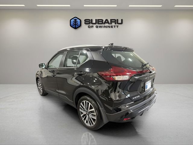 Used 2024 Nissan Kicks SV FWD image 3