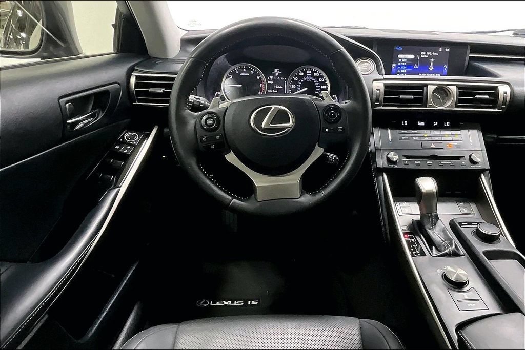 Used 2015 Lexus IS 250 w/ Premium Package RWD image 6