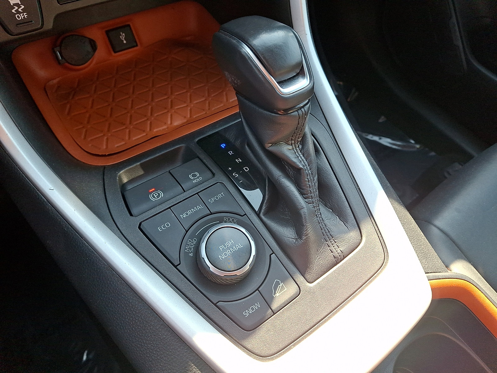 Used 2021 Toyota RAV4 Adventure AWD/4WD image 16
