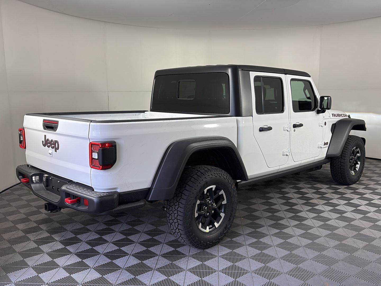 New 2026 Jeep Gladiator Rubicon w/ Steel Power Dome Hood Package AWD/4WD image 4