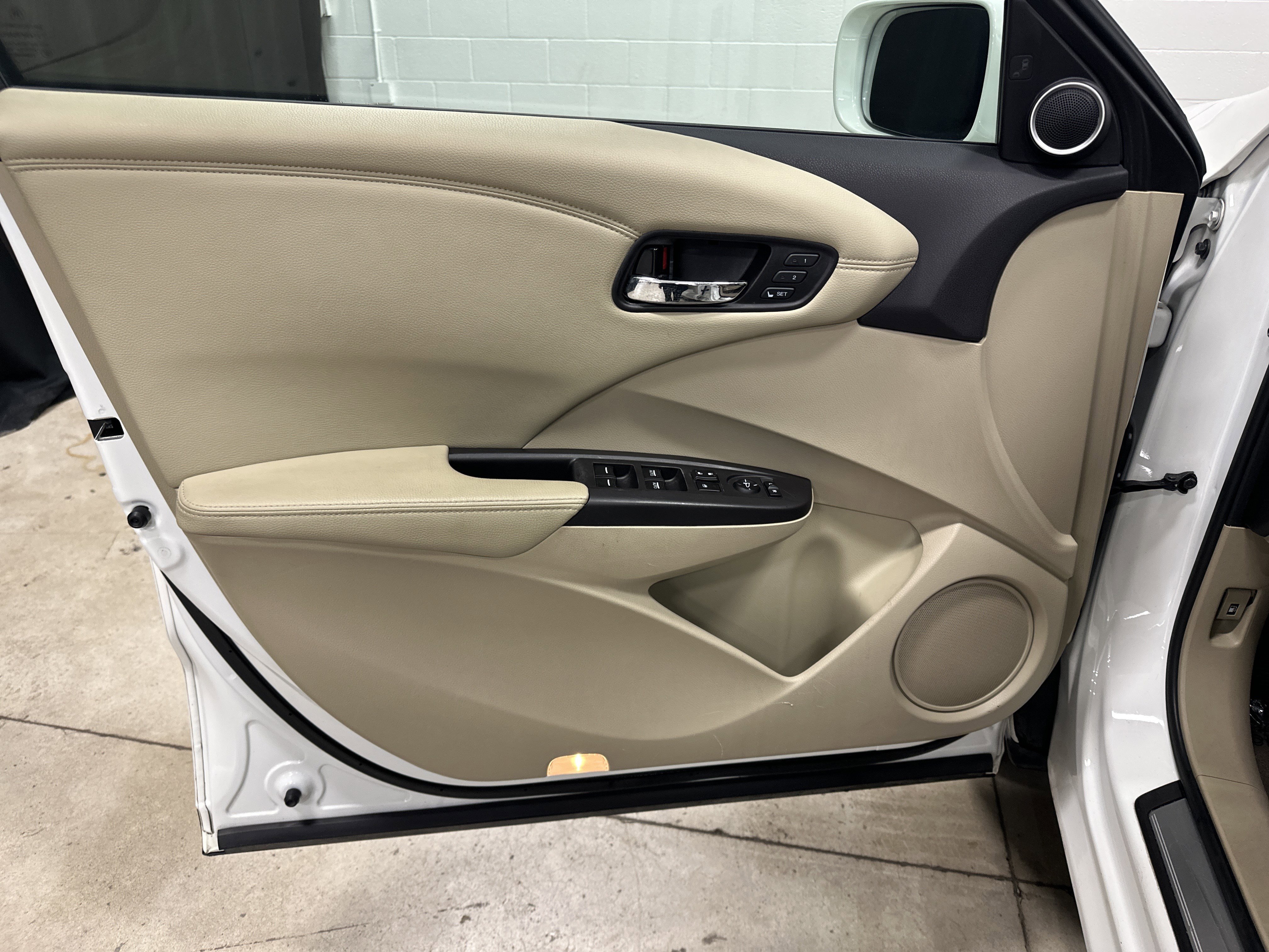 Used 2017 Acura RDX FWD w/ Technology Package image 14