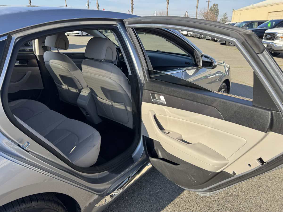 Used 2015 Hyundai Sonata Sport image 16