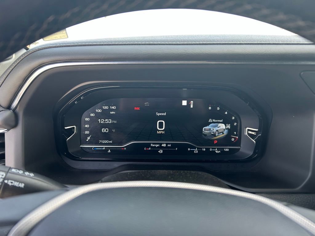 Used 2023 GMC Yukon XL Denali AWD/4WD image 14