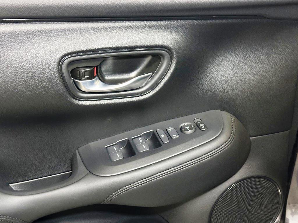 New 2026 Honda HR-V LX image 12